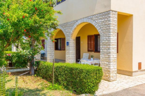 Гостиница Apartment Busletta  Лижнян